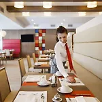 Movenpick 4*
