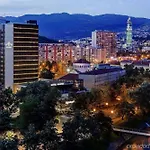 Hotel Movenpick 4*