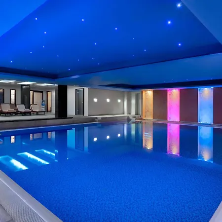 Movenpick 4*