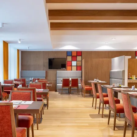 Movenpick 4*