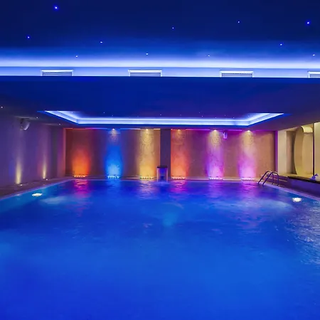 Movenpick מלון