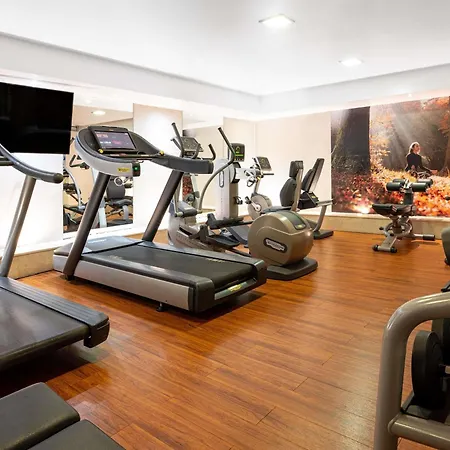 Szálloda Movenpick 4*