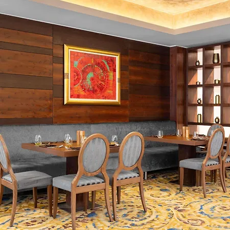 Movenpick Szálloda 4*