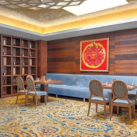 מלון Movenpick 4*