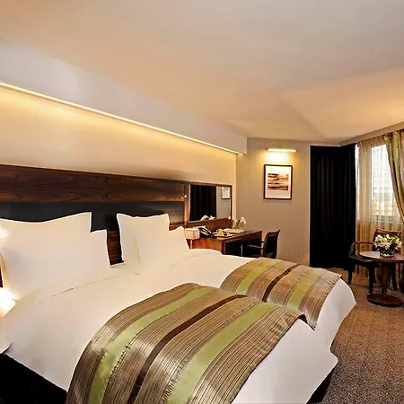 Hotel Movenpick 4*